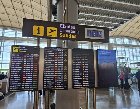 Alicante Airport Departure Boards