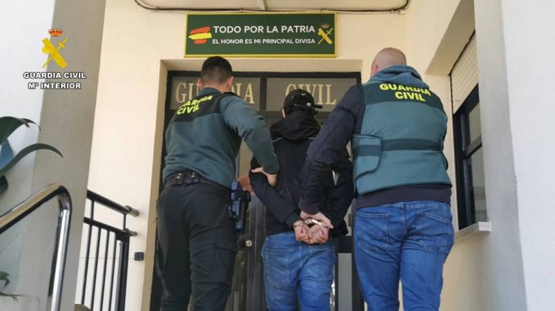 Guardia Civil Arrest Calpe