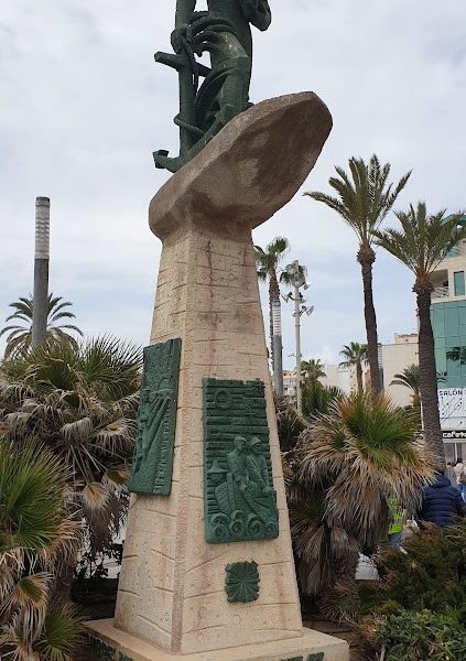 The Hombre del Mar