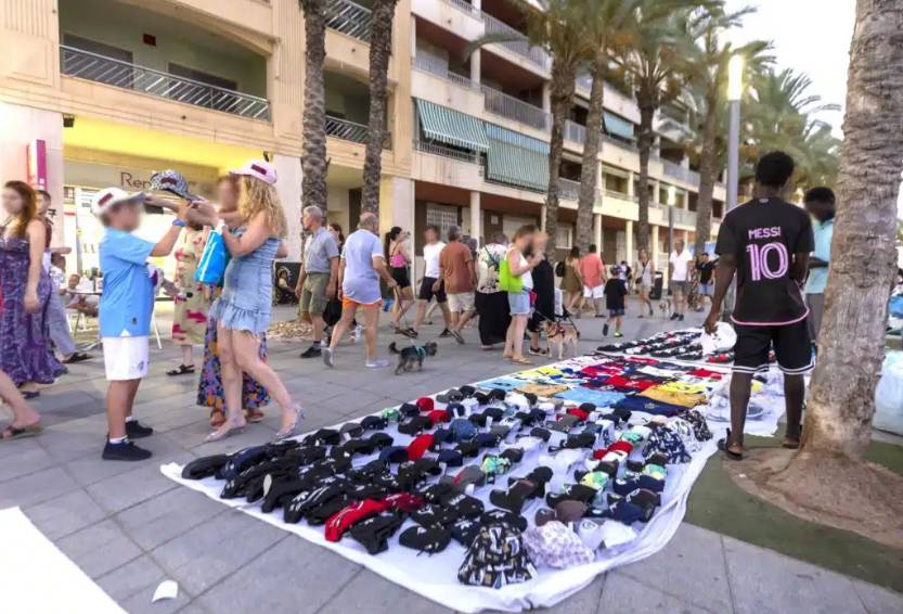 Alicante Illegal Street Market