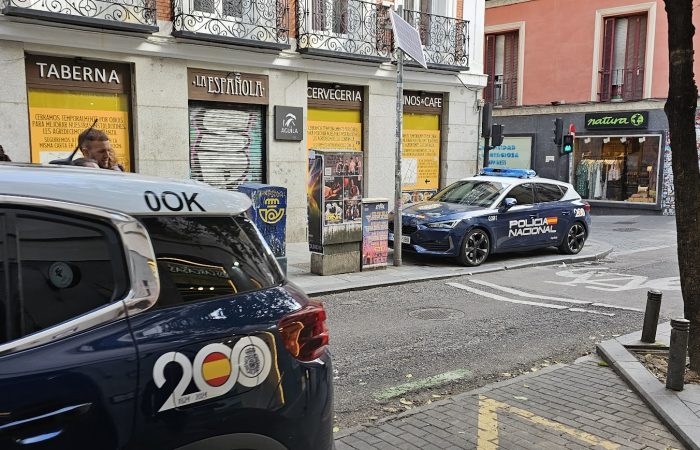 National Police arrest three men after sexually exploiting a woman in Gandia