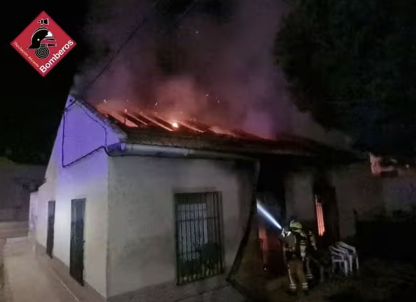 92-year-old woman rescued from house fire in Dolores