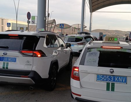 Alicante taxi drivers call for protests on November 4th