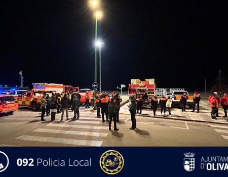 10-year-old rescued by a helicopter 400 meters out at sea Oliva rescue