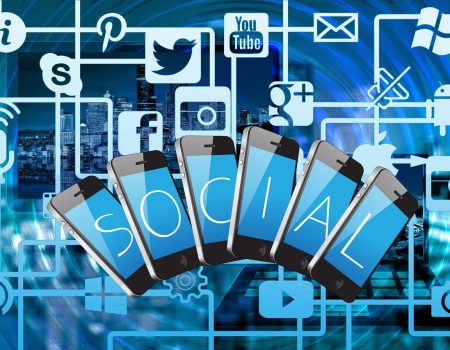 EU Parliament proposes banning social media for children under 13