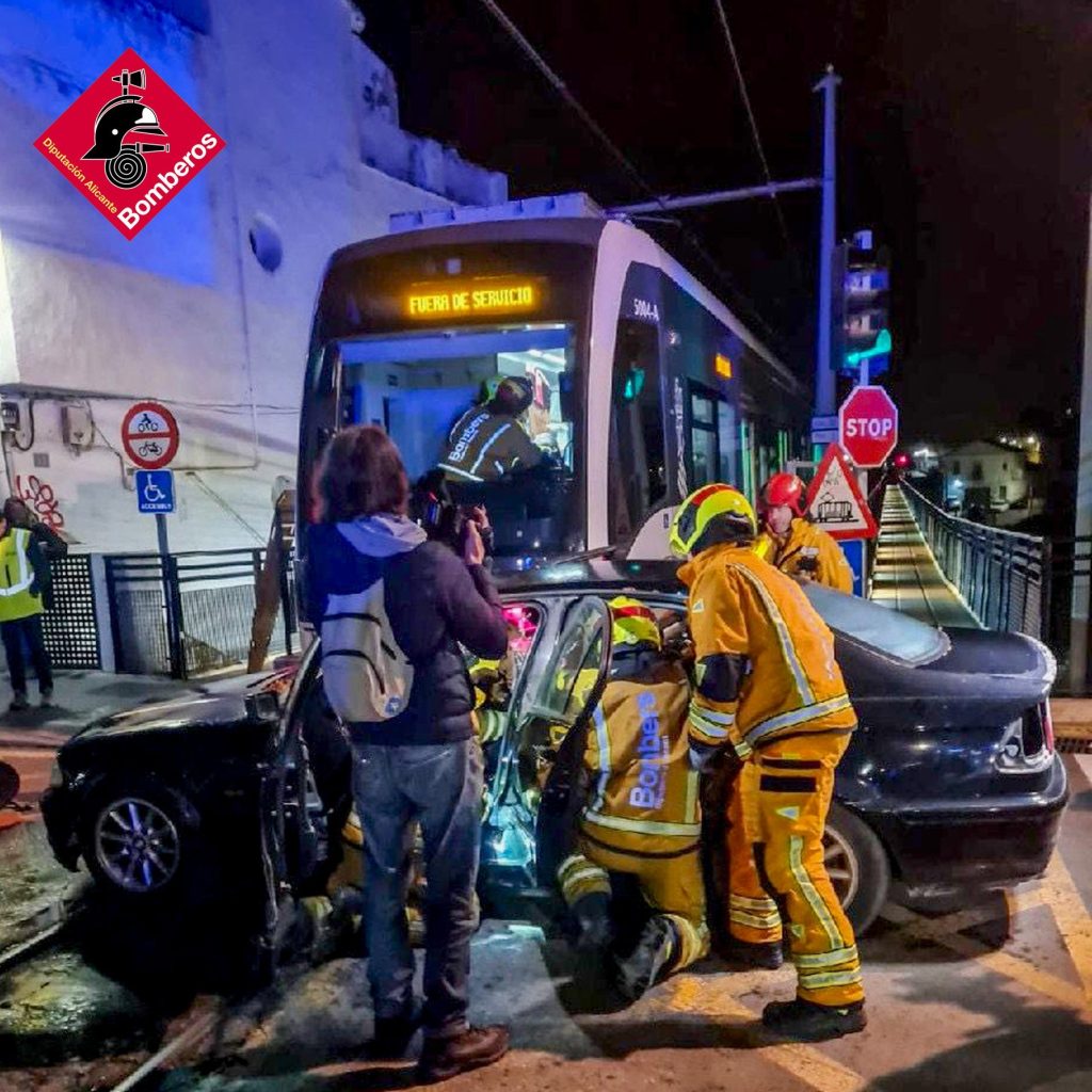 Alicante TRAM crash simulation