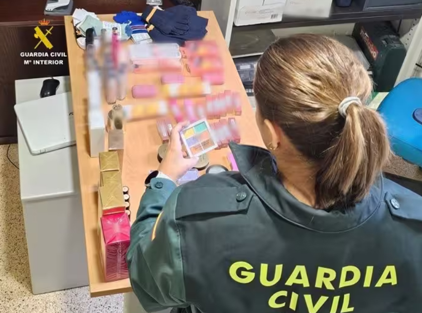 Guardia Civil Calpe perfume thefts