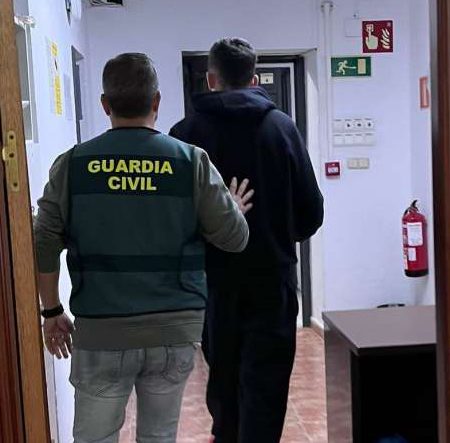 Guardia Civil arrests