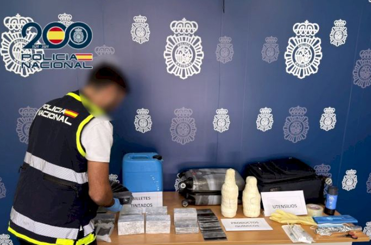 National Police black paper euros