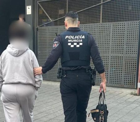 Murcia Local Police woman assualt arrest
