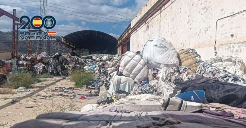 National Police Alcoy clothing